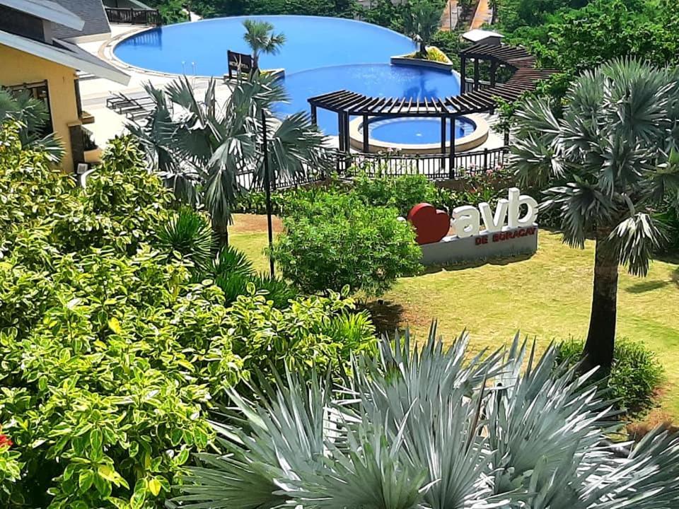 Апартаменты Unit 306 Alta Vista De Boracay By David Yapak Экстерьер фото